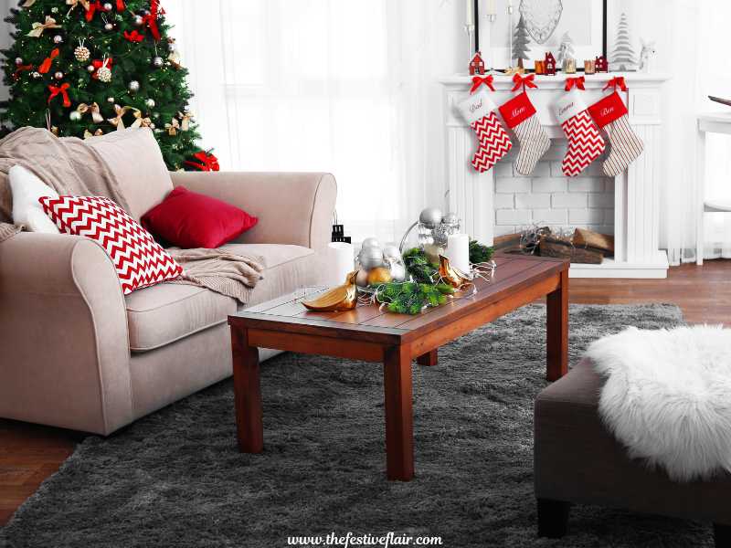 living-room-with-whimsical-christmas-decor-ideas