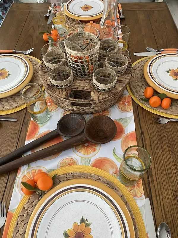 Harvest Moonlight For 27 Adorable Thanksgiving Table Setting Ideas