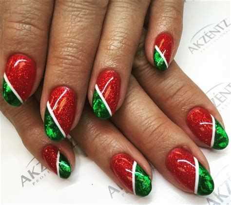 Classic Christmas Red & Green Ombre for Festive Nail Art Ideas to Spark Joy