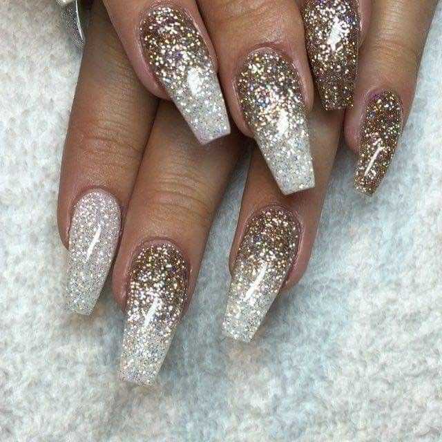  Gold & Silver Ombré Glitter Nails for Christmas Glitter, Glam, and Sparkle Nail Ideas