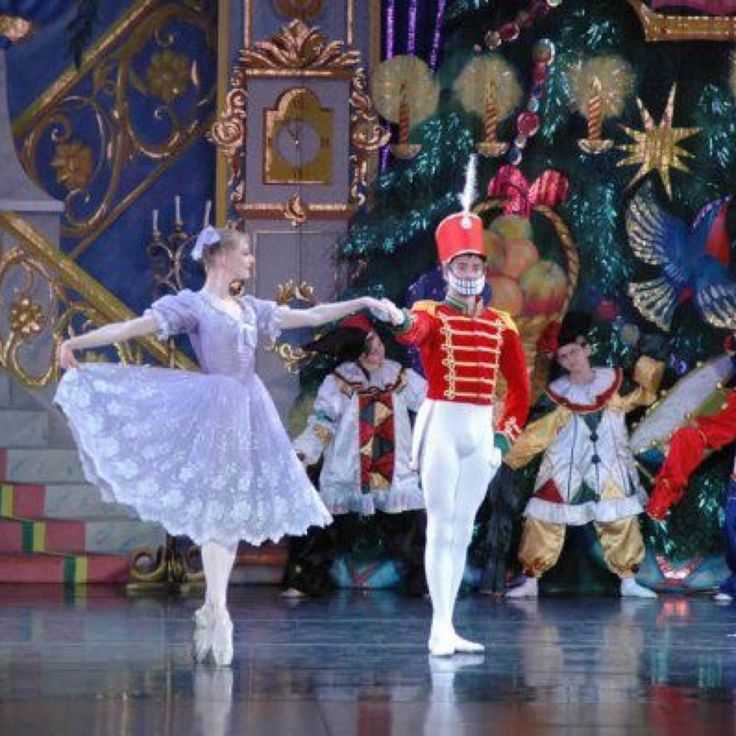 The Nutcracker for Best Christmas Shows to Book 