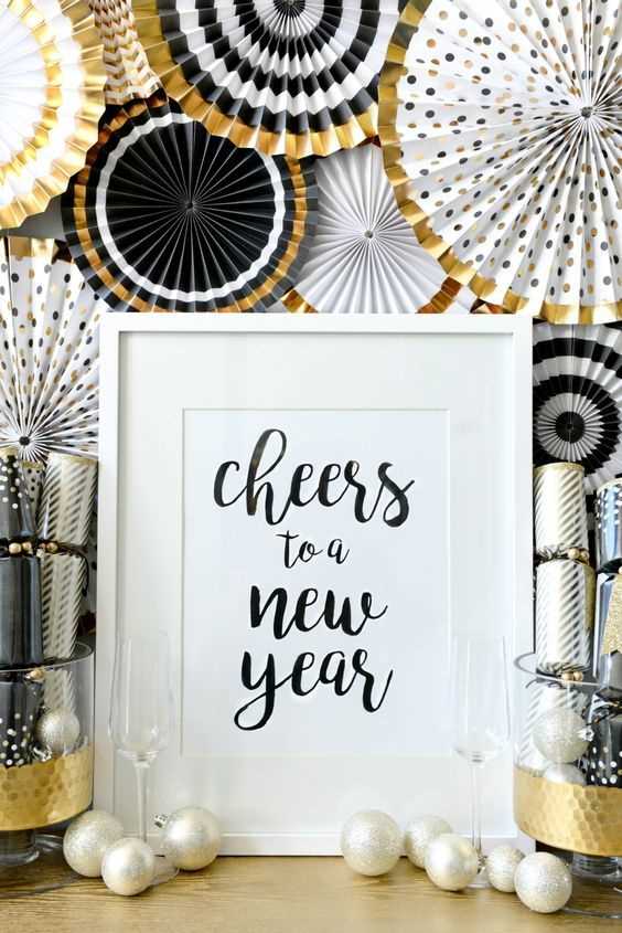 10 Easy DIY New Year’s Eve Decor Ideas to Amaze Your Guests